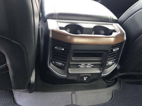 Used 2022 RAM 1500 Laramie w/ Laramie Southwest Edition AWD/4WD image 13