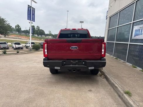 Used 2025 Ford F250 XLT w/ FX4 Off-Road Package AWD/4WD image 6