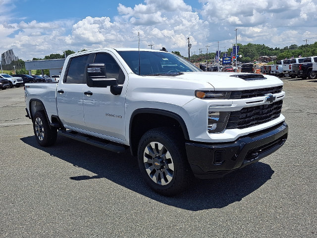 New 2026 Chevrolet Silverado 2500 Custom w/ Custom Value Package AWD/4WD image 2