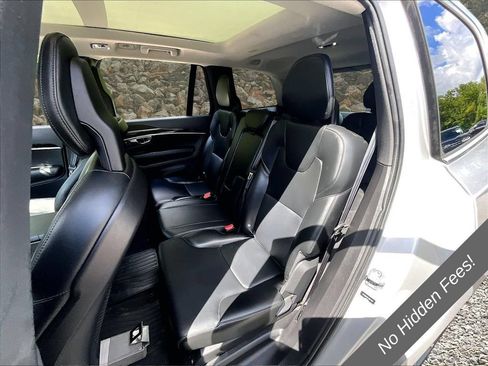 Used 2018 Volvo XC90 T5 Momentum w/ Convenience Package AWD/4WD image 22