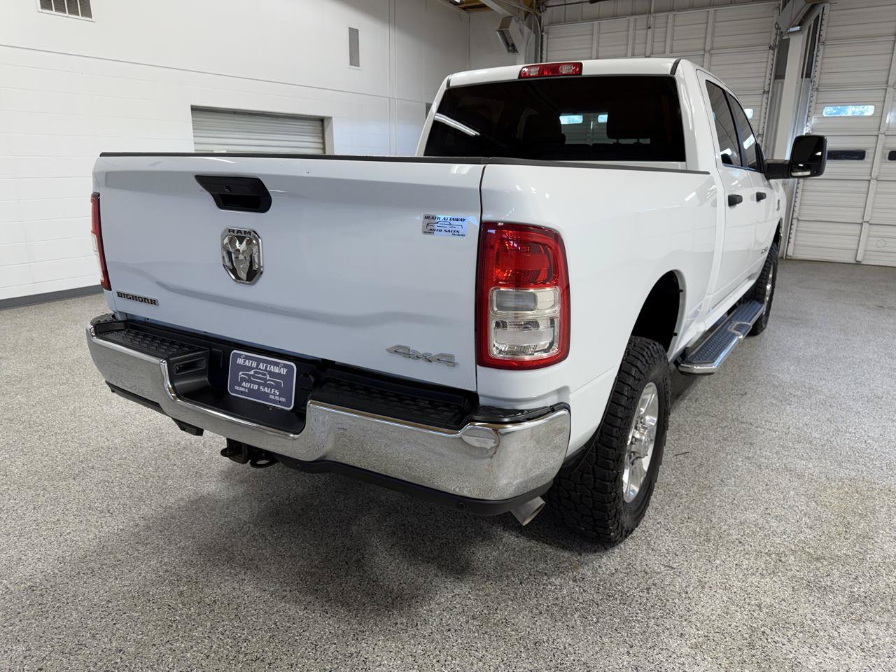 Used 2024 RAM 2500 Big Horn w/ Off Road Package AWD/4WD image 5