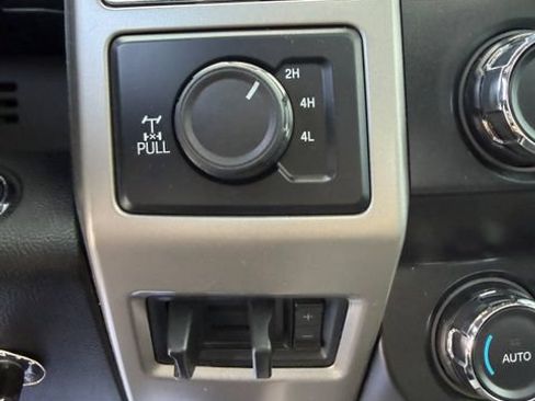 Used 2019 Ford F250 Lariat w/ Lariat Ultimate Package AWD/4WD image 16