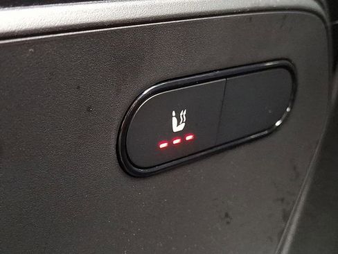 Used 2025 Mercedes-Benz Sprinter 2500 image 19