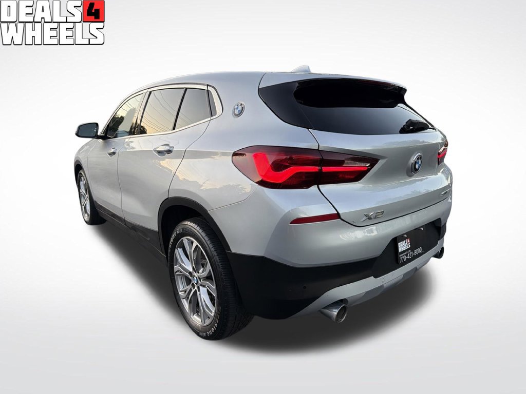 Used 2022 BMW X2 sDrive28i w/ Convenience Package FWD image 3
