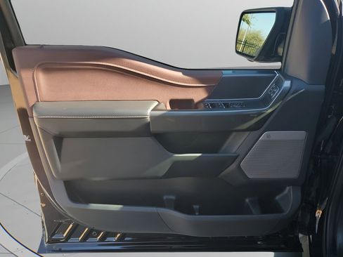 Used 2022 Ford F150 Lariat w/ Max Trailer Tow Package image 26