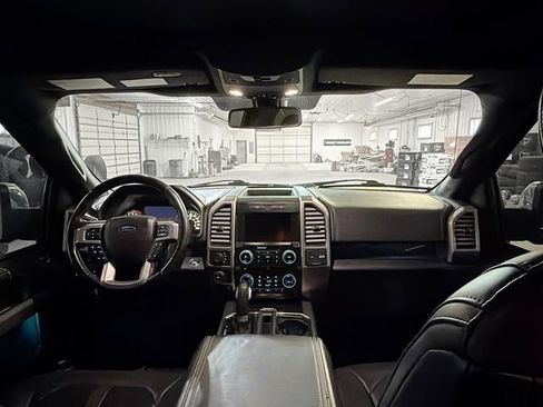 Used 2017 Ford F150 Platinum w/ Technology Package image 10