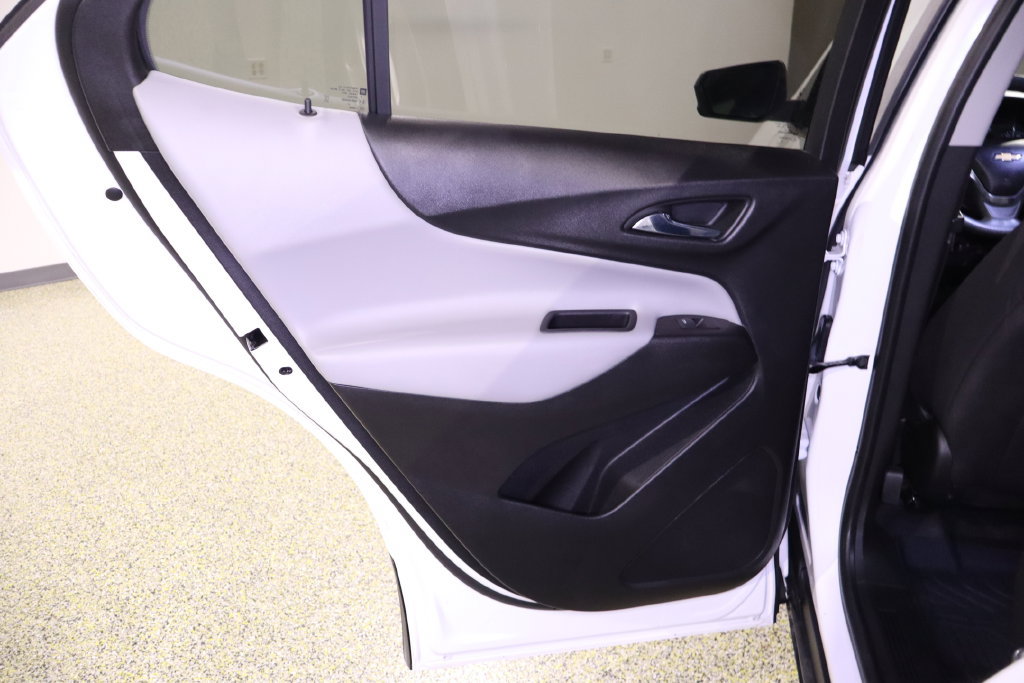 Used 2020 Chevrolet Equinox LS w/ LS Convenience Package FWD image 34