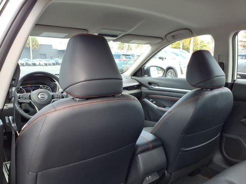 Certified 2023 Nissan Altima 2.5 SR image 19