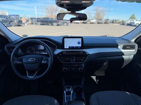 Used 2022 Ford Escape SE image 11