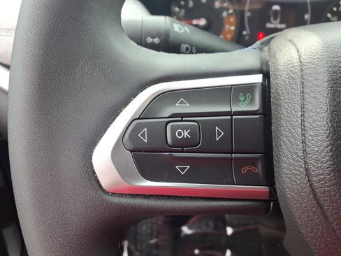 Used 2022 Jeep Compass Latitude w/ Sun and Sound Group image 7