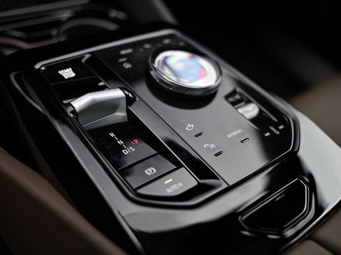 New 2026 BMW 530i w/ M Sport Package image 39