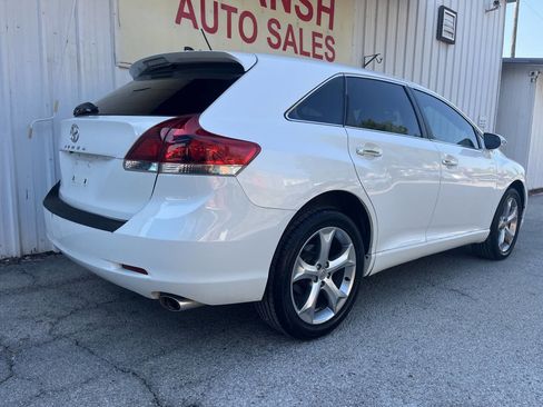 Used 2014 Toyota Venza LE image 3