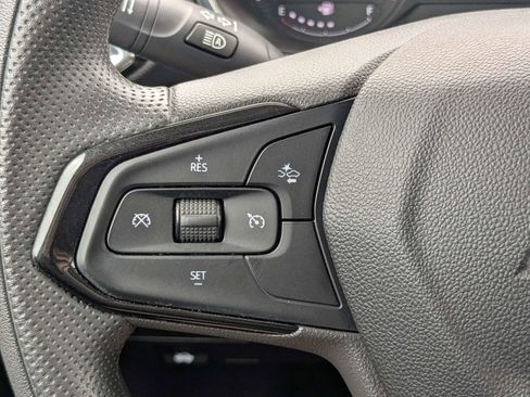 Used 2022 Chevrolet TrailBlazer LT w/ Convenience Package image 27