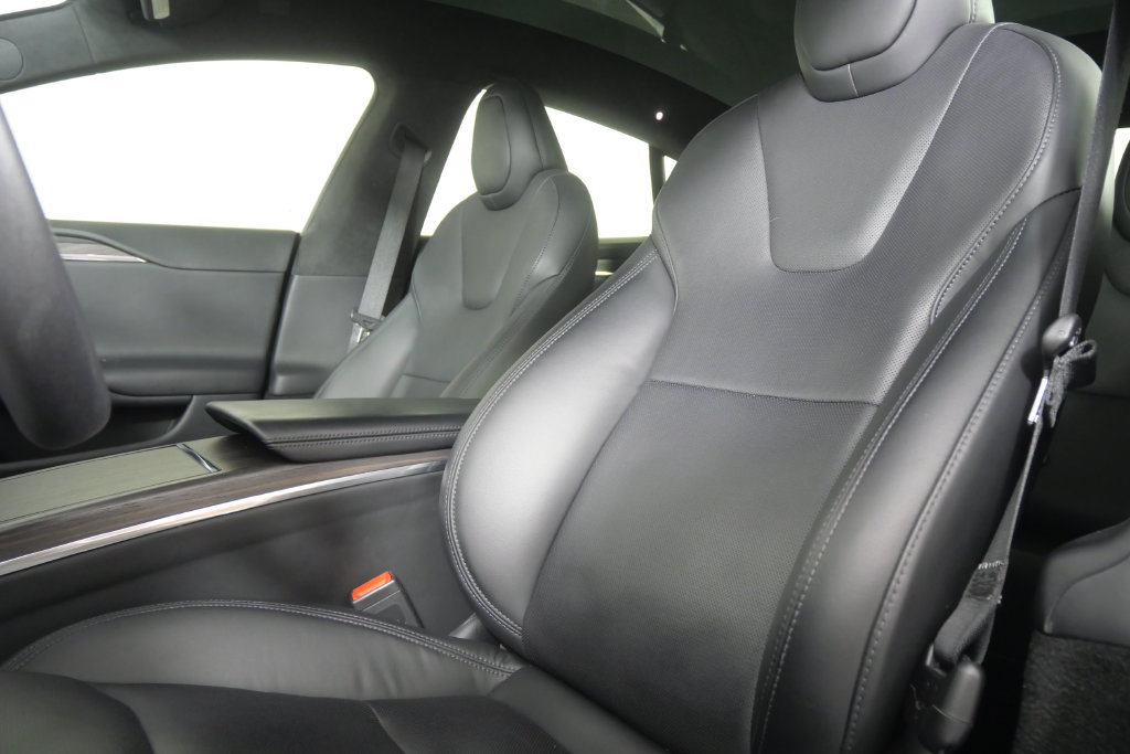 Used 2023 Tesla Model S AWD/4WD image 13