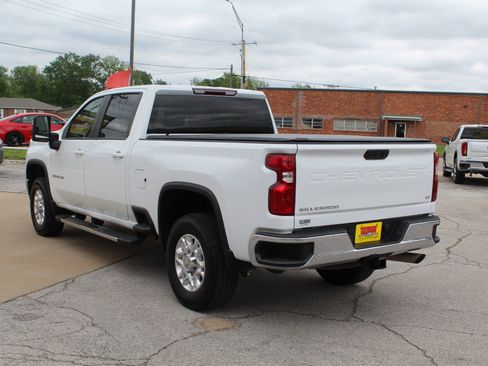 Used 2023 Chevrolet Silverado 2500 LT w/ Convenience Package image 7
