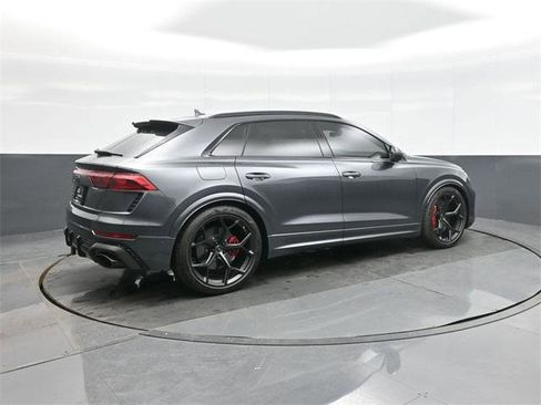 Used 2025 Audi RS Q8 performance image 7