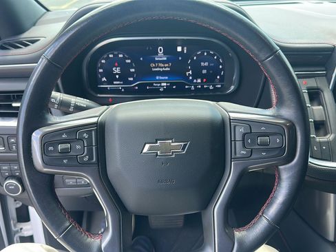 Used 2022 Chevrolet Tahoe RST w/ Luxury Package AWD/4WD image 17