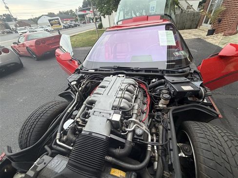 Used 1990 Chevrolet Corvette ZR-1 RWD image 30