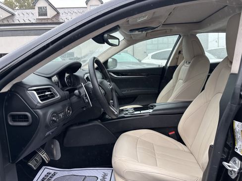 Used 2022 Maserati Ghibli Modena Q4 image 14