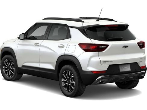 New 2026 Chevrolet TrailBlazer ACTIV w/ Convenience Package image 2