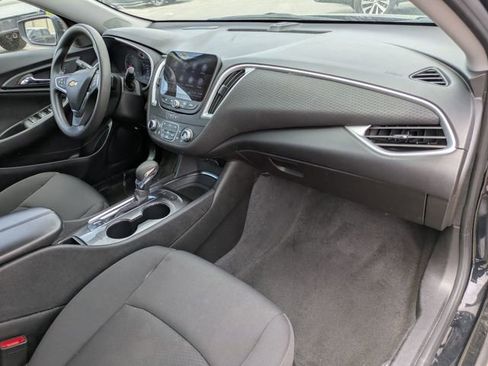 Used 2024 Chevrolet Malibu LT FWD image 23