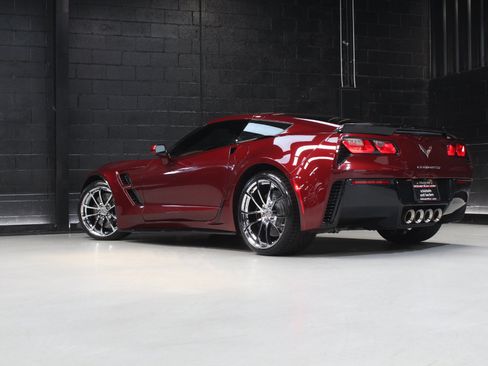 Used 2019 Chevrolet Corvette Grand Sport RWD image 14