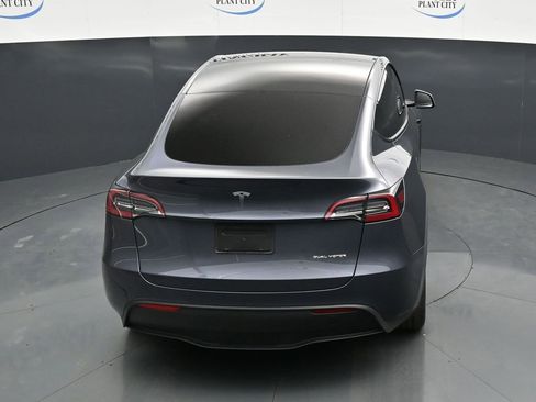 Used 2023 Tesla Model Y Long Range AWD/4WD image 14