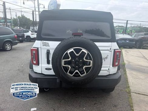 Used 2024 Ford Bronco Outer Banks AWD/4WD image 3