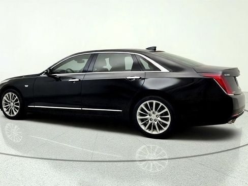 Used 2018 Cadillac CT6 Luxury AWD/4WD image 7