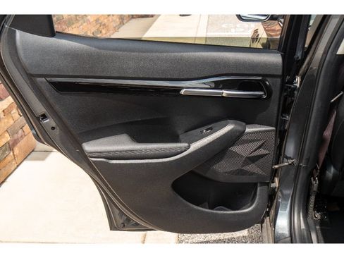 Used 2024 Kia Seltos SX AWD/4WD image 17