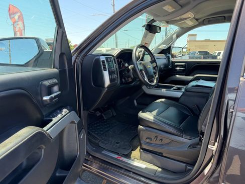 Used 2016 Chevrolet Silverado 1500 LTZ Z71 w/ LTZ Plus Package AWD/4WD image 4