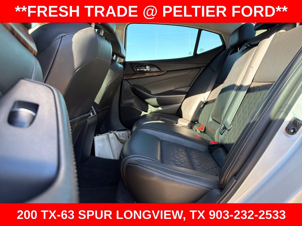Used 2017 Nissan Maxima Platinum FWD image 15