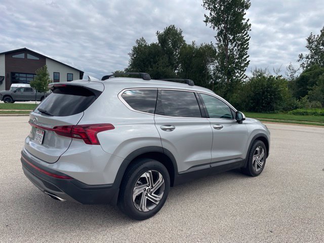 Used 2023 Hyundai Santa Fe SEL FWD image 3