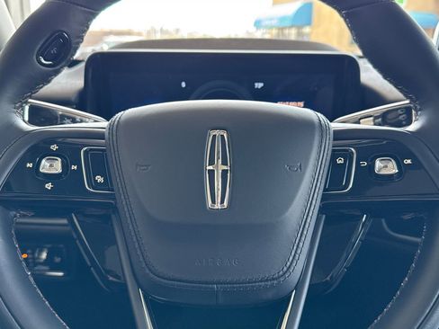 New 2025 Lincoln Aviator 2WD w/ Equipment Group 101A image 24