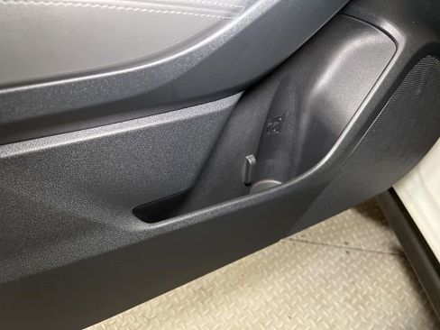 Certified 2025 Subaru Crosstrek 2.0i Premium image 44