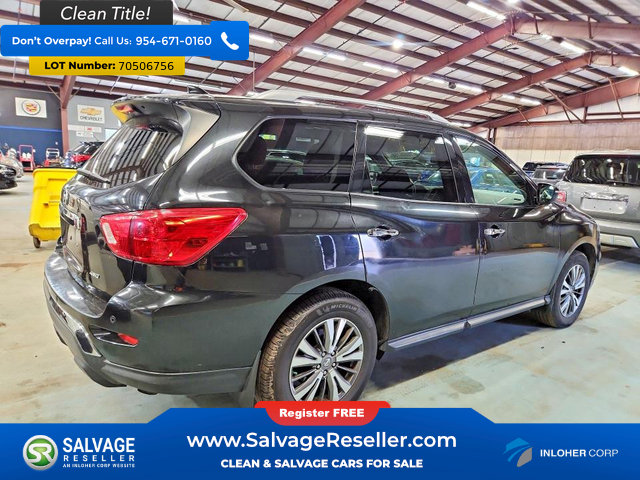 Used 2019 Nissan Pathfinder S AWD/4WD image 4