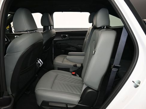 Used 2024 Kia Sorento SX Prestige w/ Sage Leather Package image 53