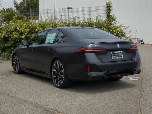 New 2027 BMW 550e xDrive AWD/4WD image 16