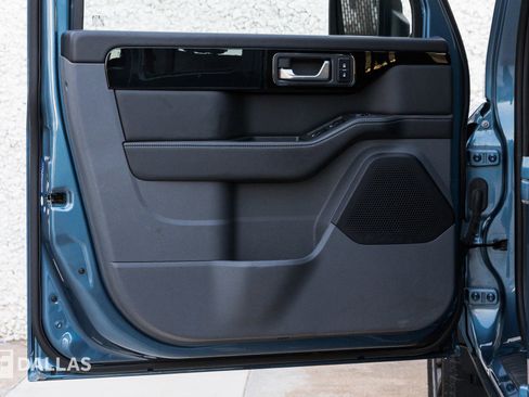 Used 2024 INEOS Grenadier Fieldmaster Edition image 19