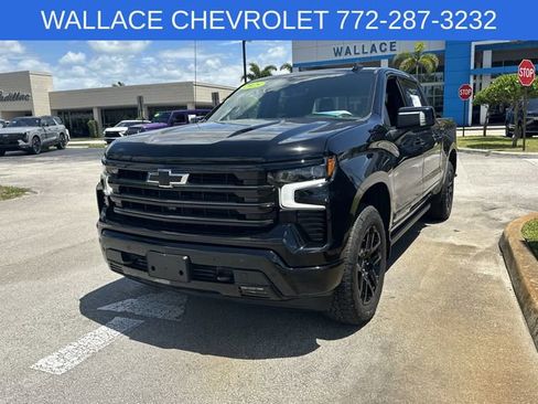 Certified 2025 Chevrolet Silverado 1500 High Country w/ Midnight Edition AWD/4WD image 2