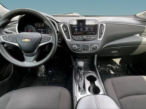 Used 2022 Chevrolet Malibu LT FWD image 7