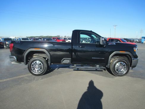 Certified 2022 GMC Sierra 2500 SLE w/ SLE Convenience Package image 4