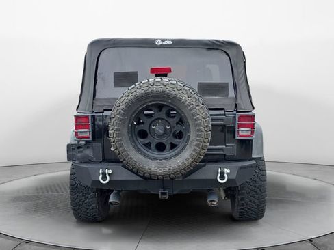 Used 2014 Jeep Wrangler Sport AWD/4WD image 4