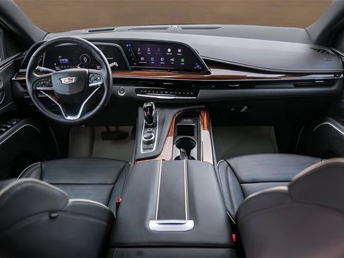 Used 2023 Cadillac Escalade Premium Luxury image 27