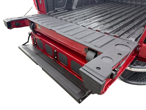 New 2026 GMC Sierra 1500 SLT w/ SLT Premium Plus Package image 29