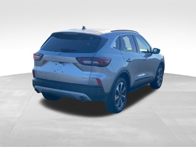 Used 2024 Ford Escape Platinum AWD/4WD image 4