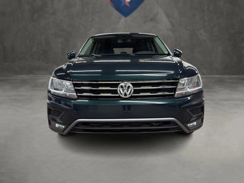 Used 2018 Volkswagen Tiguan SEL FWD image 49