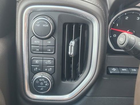 Used 2020 Chevrolet Silverado 2500 LTZ w/ LTZ Texas Edition image 25