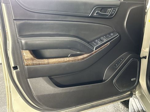 Used 2016 Chevrolet Tahoe LT image 32