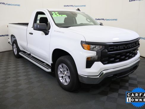 Used 2025 Chevrolet Silverado 1500 W/T image 3